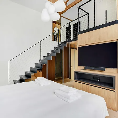 Exceptional With Ac - 2bd-4p - Parc Monceau Apartment